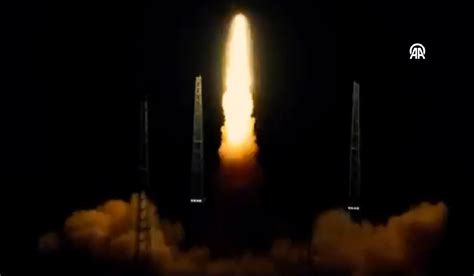 S­ü­p­e­r­ ­r­o­k­e­t­ ­“­S­t­a­r­s­h­i­p­”­ ­b­a­ş­a­r­ı­y­l­a­ ­u­z­a­y­a­ ­f­ı­r­l­a­t­ı­l­d­ı­